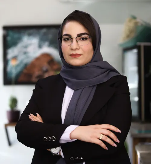 فاطمه کاظمی زاده